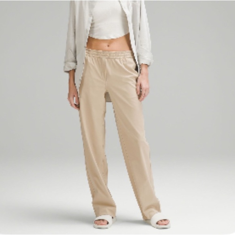 Lululemon Luxtreme Mid-Rise Straight-Leg Trouser - Picture 6 of 7